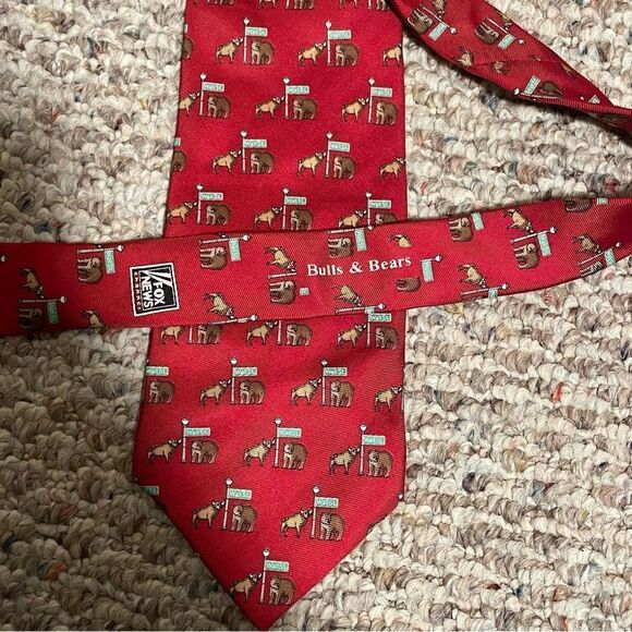 Fox News Channel Wall Street Bull & Bear You Decide Collection Men’s Neck Tie - Picture 3 of 6